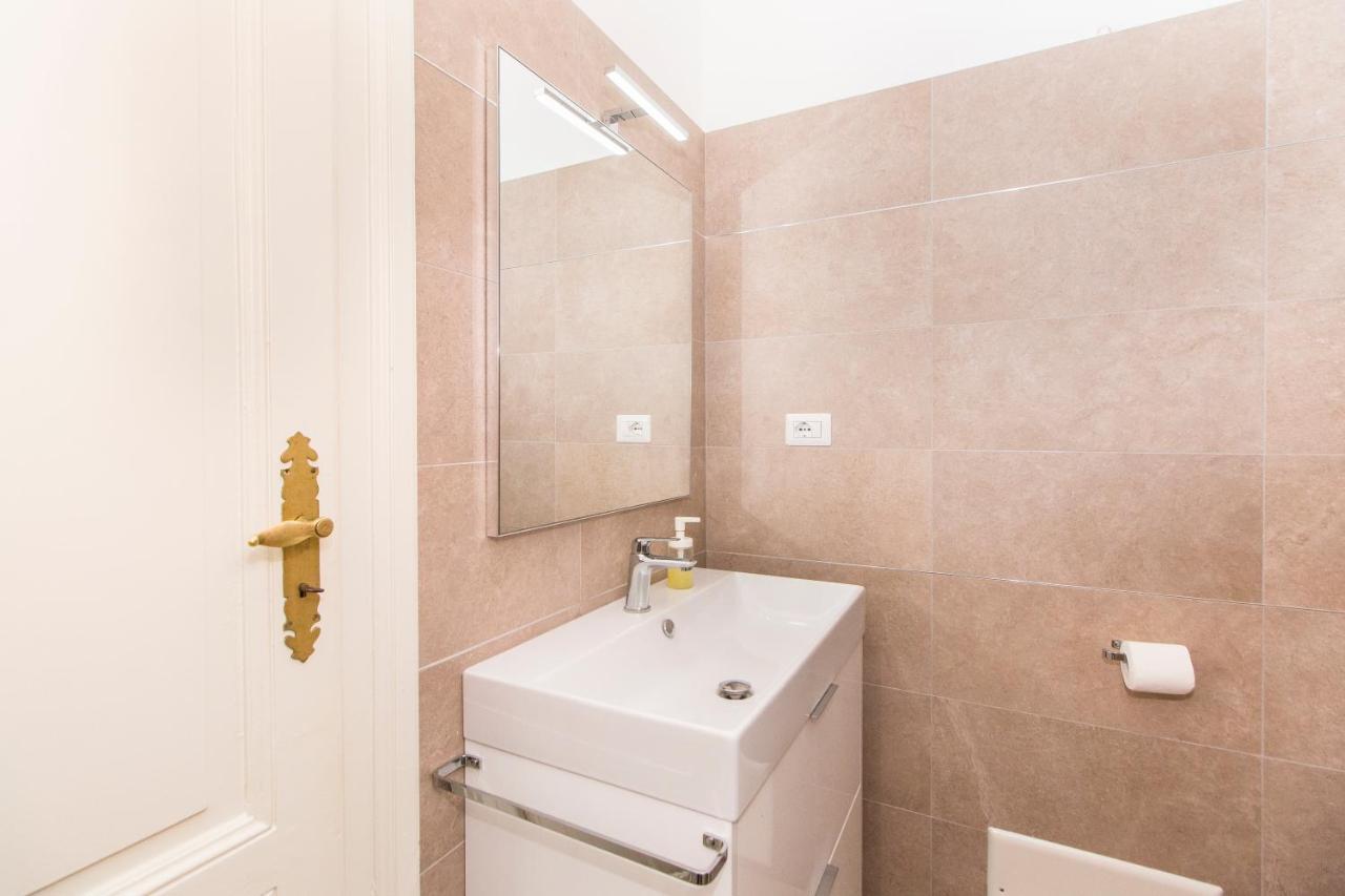 Golden Eagle Apartamento
