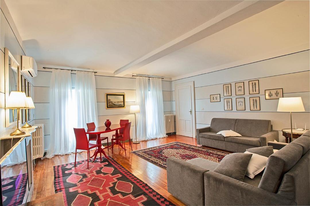 Golden Eagle Apartamento Turín